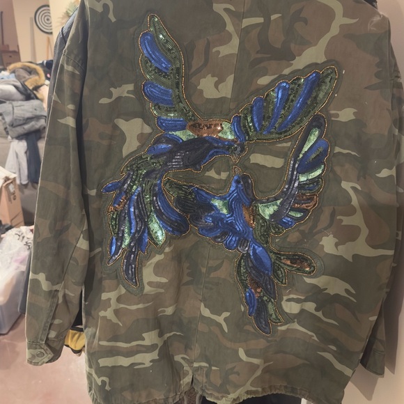 Zara Trafaluc Bird Sequin Camo Printed Parka Jacket Green Sz L/XL - Picture 8 of 8